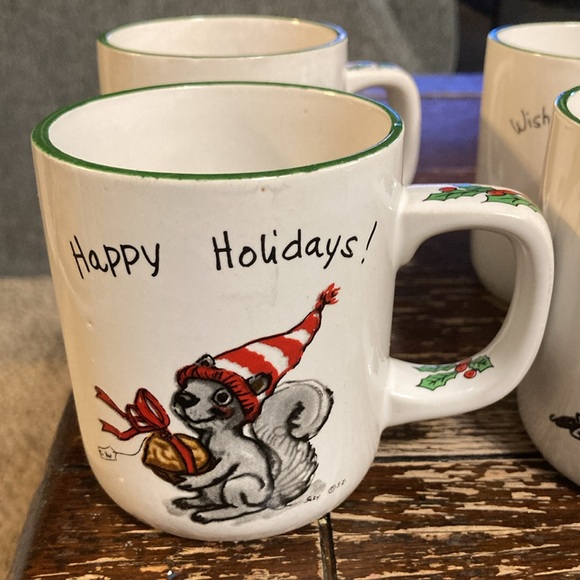 Vintage set of 4 Suzy’s Zoo holiday tea cups 1976 - Picture 2 of 11